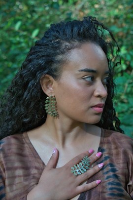 Beautiful “Leaf” jewelry set