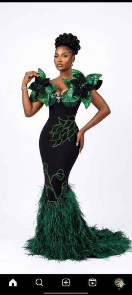 Long lace for women