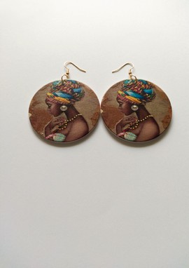 Boucles d'oreilles rondes femme africaine
