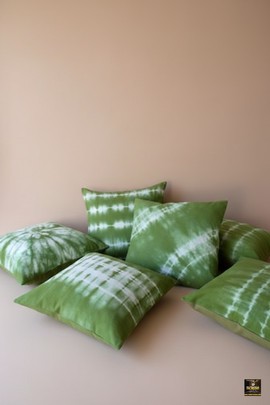 Cinq coussins Adireeriwa