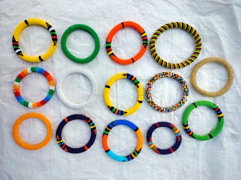 Wholesale set of 6 beaded bracelets, family gift for beaded bracelets, mixed sizes bracelets