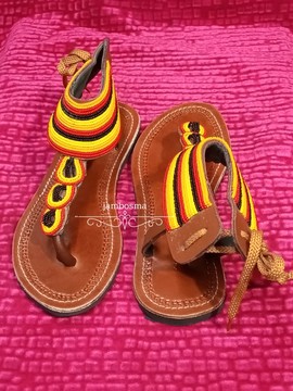 Sandales pour femmes africaines, sandales Massaï, sandales d'été, sandales en cuir perlé, chaussures pour femmes