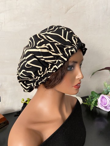 Reversible wax &amp; satin beanie “Asta”