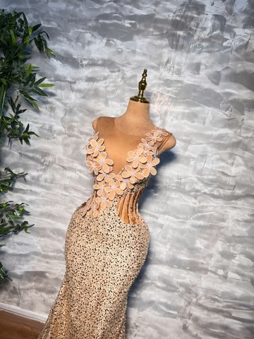 Luxury petal dress,luxury beaded prom dress,gold reception dress,luxury dinner dress