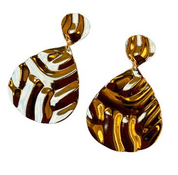 Magnifique paire de boucles d’oreilles forme originale