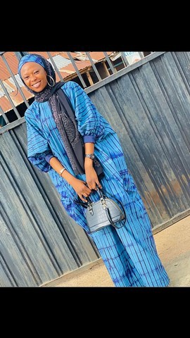 Rich Aunties grande soie, Adire boubou, Adire soie