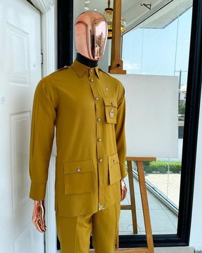 The reloaded vintage mustard yellow “Havana” French safari shirt