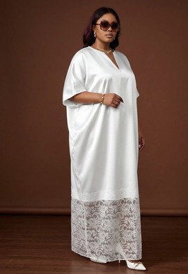 Elegant White Kaftan Dress – Minimalist African Boubou with Lace Hem Detail