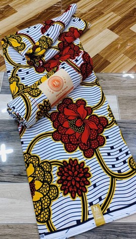 semina white background Ankara fabric  pure cotton wax