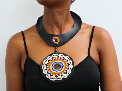 Collier en cuir africain, collier ras du cou en perles, tour de cou en perles Maasai, collier Tribal