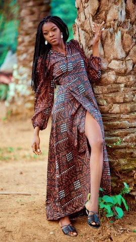 Robe élégante marron