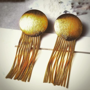 Magnifique paire de boucles d’oreilles pendant