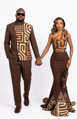 Tenues assorties pour couple en imprimé africain : élégante robe sirène et costume sénatorial pour homme