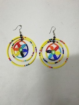 Boucles d’oreilles africaines perlées, Créoles perlées, Boucles d’oreilles perlées zouloues, Boucles d’oreilles multicolores