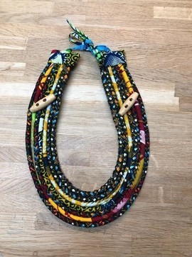 COLLIER EN WAX RASIKA