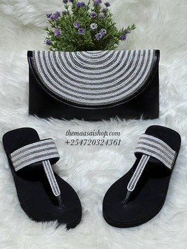 CLUTCH BAG AND SANDALS SET