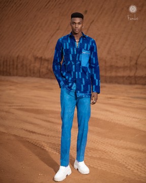 Fâ man set with fringes