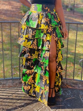 Jupe longue à imprimé africain Ankara floral multicolore à volants superposés à fente haute