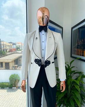 A “Mandarin” Gold &amp; ivory invisible Pattern shawl lapel jacquard Suit
