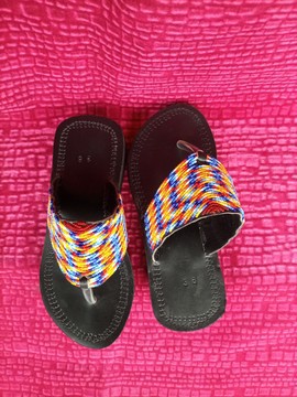Sandales pour femmes africaines, sandales Massaï, sandales d'été, sandales en cuir perlé, chaussures pour femmes