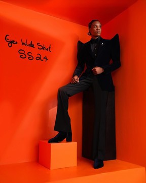 The "Eyes wide shut" Suit.