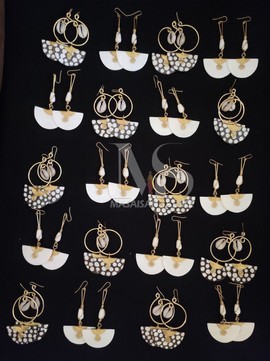20 Brass earrings , brass and bone earrings , Wholesale brass earrings