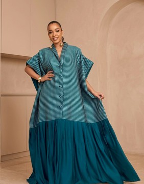 Elegant African Boubou Maxi Dress – Teal Polka Dot Kaftan Dress for Women with Flowy Pleated Hem