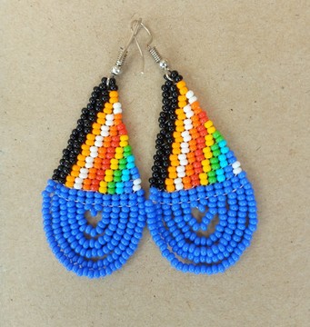 Boucles d'oreilles africaines / boucles d'oreilles maasaï / bijoux femmes / boucles d'oreilles faites à la main