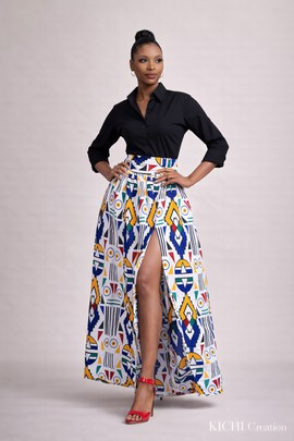 Long, high-waisted wax print skirt –