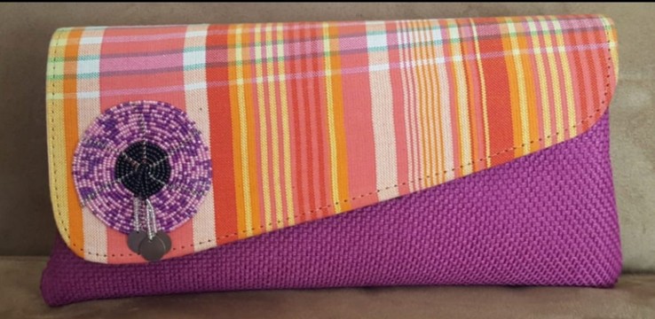 Jameela clutch