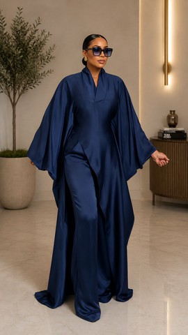 Ensemble haut kaftan en satin bleu marine et pantalon large pour femme – Deux pièces avec manches cape drapées