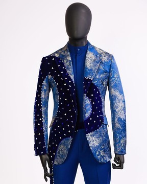 Un costume en jacquard métallisé bleu ciel et or champagne éclaboussé "Prodigal"