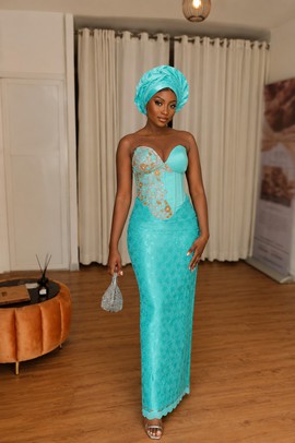 Robe corset de luxe, robe pour invitée de mariage nigérian, tenue élégante avec gele, robe africaine de cérémonie