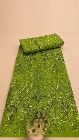 Tissu en dentelle résille perlée avec sequins et broderie artisanale dense (5 yards)