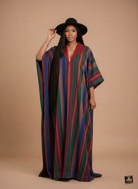 Maxi-kaftan Bonike en aso-oke tissé à la main