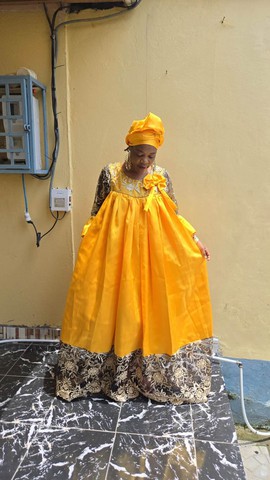 Robe Kaba Ngondo Camerounaise – Tenue Africaine Élégante