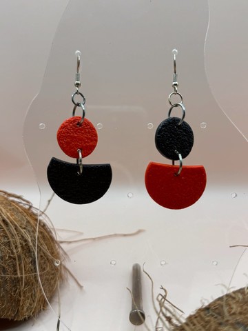 ATYPIK24-02 : boucles d'oreilles atypiques orange / marron