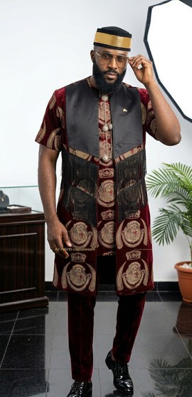 Three pieace men's kaftan with hat