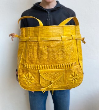 Sac à bandoulière en cuir véritable haute qualité 100% fait main.
