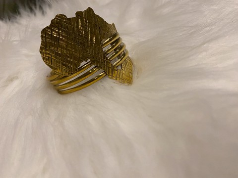 Coumba cuff bracelet