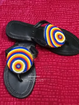 Sandales pour femmes africaines, sandales Massaï, sandales d'été, sandales en cuir perlé, chaussures pour femmes