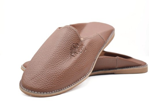 Genuine genuine leather slippers