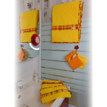 Lot de serviettes et un gant de toilette "Chennai" éponge jaune Fait main