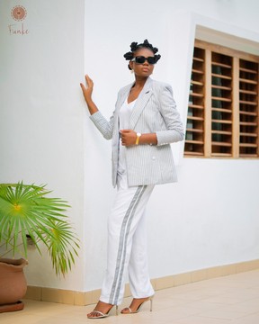 Kanvô Women's Mid-Season Tailored Suit