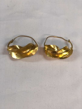 OIRALI earrings (small / medium)