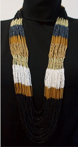 Long necklace "Annette Mbaye d'Erneville