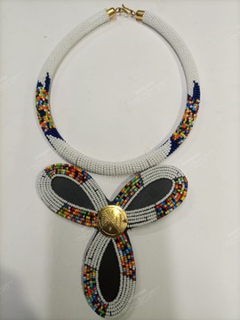 Collier femme perlé, tour de cou Maasai, collier de perles africaines, collier moderne