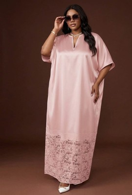 Blush  Kaftan Dress with Lace Hem – Elegant African Boubou for Women