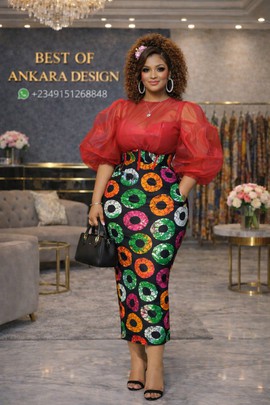 Ensemble jupe crayon en Ankara de luxe et chemisier en organdi