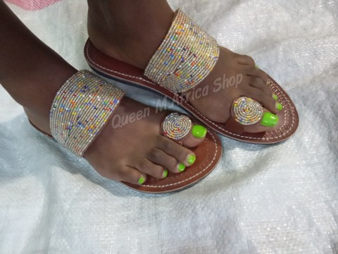 African Women maasai sandals/2021/newstock/leather/flat sandals